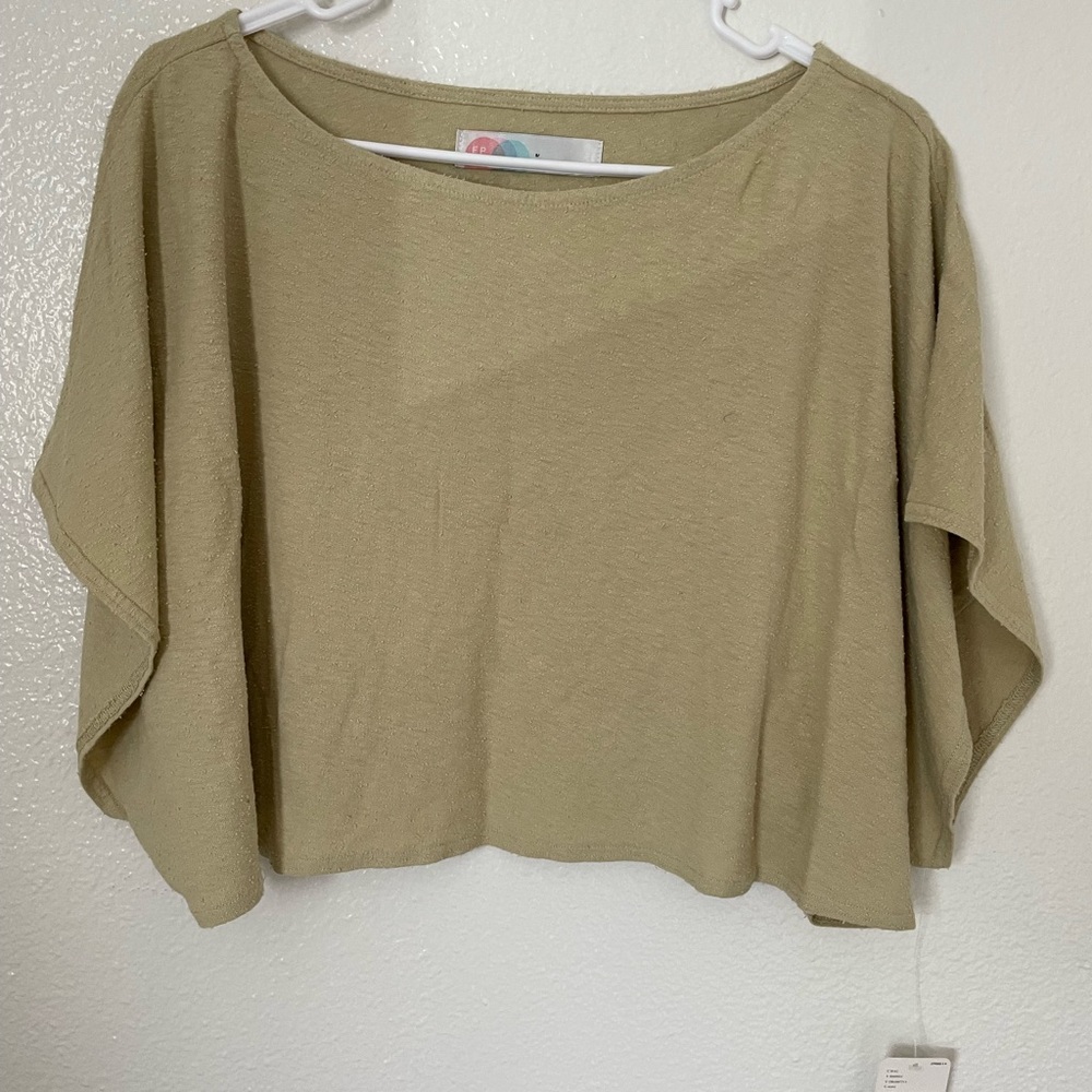NWT Free people crop shirt